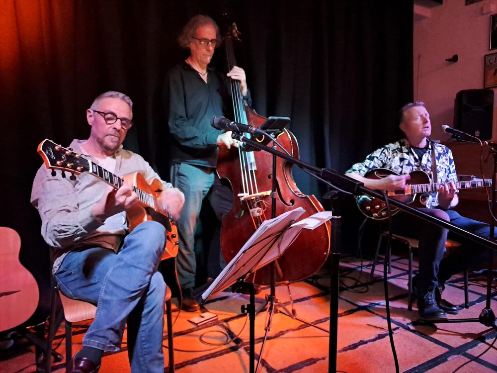 Les trois Mouziquaires