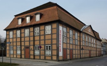 Schauspielhaus Neubrandenburg