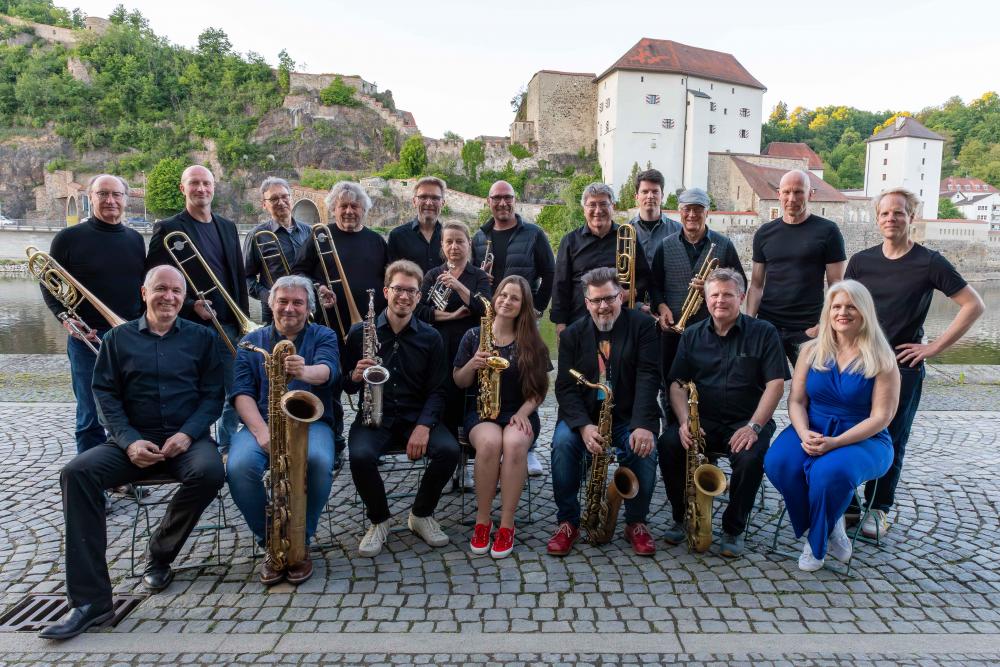 Big Band Time mit dem Monday Night Orchestra im Café Museum