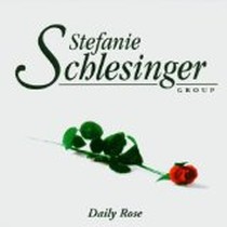 Daily Rose / Stefanie Schlesinger