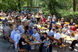 Tafelhaus & Biergarten by Alma und Franky